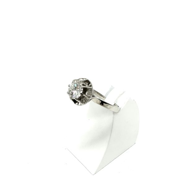 Bague solitaire or blanc, platine et diamant – Image 3