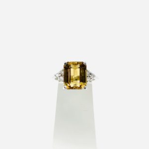 bijou occasion or blanc 750 millièmes 18 carats bijouterie frot guilde bague topaze jaune diamants