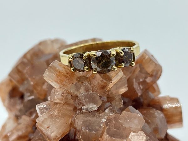 bijou occasion bijouterie frot guilde or 750 jaune bague diamants bruns trilogie
