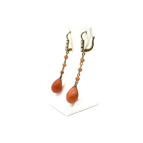 bijou occasion bijouterie frot guilde boucles oreilles or jaune 750 18 carats corail demi perle